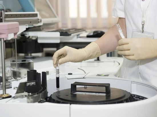 Две лаборатории в Москве и Петербурге начали делать тесты на коронавирус