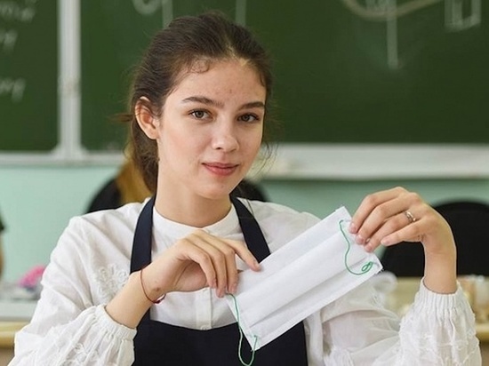 В РТ студенты колледжа ежедневно будут шить по 500 медицинских масок