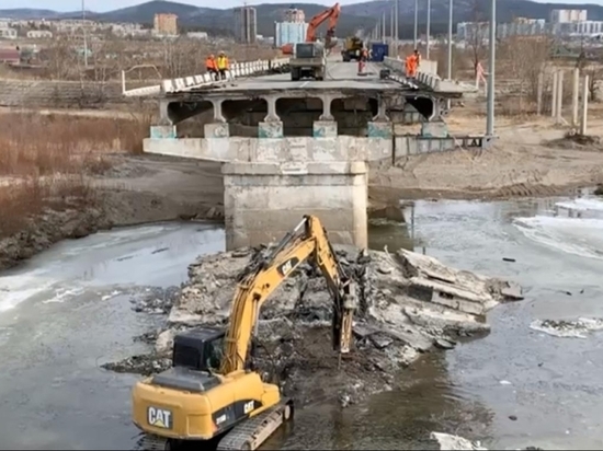 Осипов поручил завершить строительство Каштакского моста в срок
