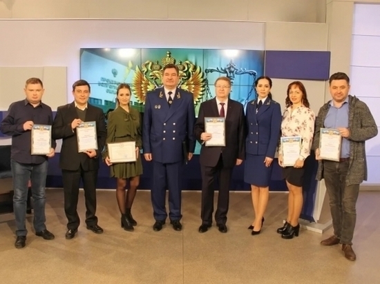 Прокурор региона вручил награды журналистам ИД «Волгоградская правда»