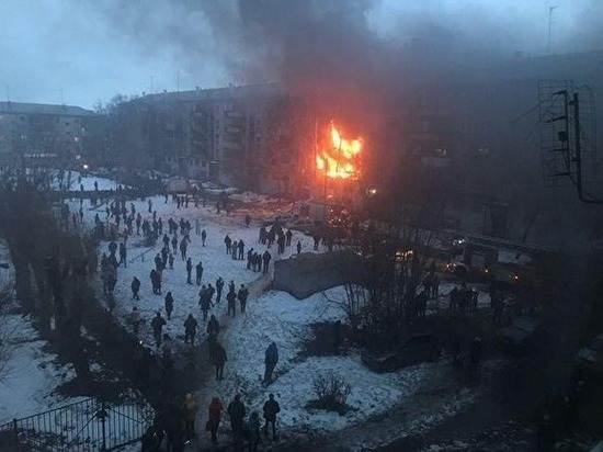 СМИ сообщают о погибших при взрыве пятиэтажки в Магнитогорске