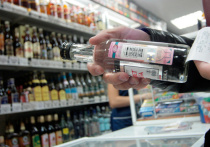 Председатель российского правительства Михаил Мишустин получил письмо с предложением ограничить продажу спиртных напитков в стране из-за пандемии коронавируса нового типа