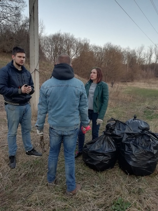 Курян приглашают навести порядок на улице Тропинка