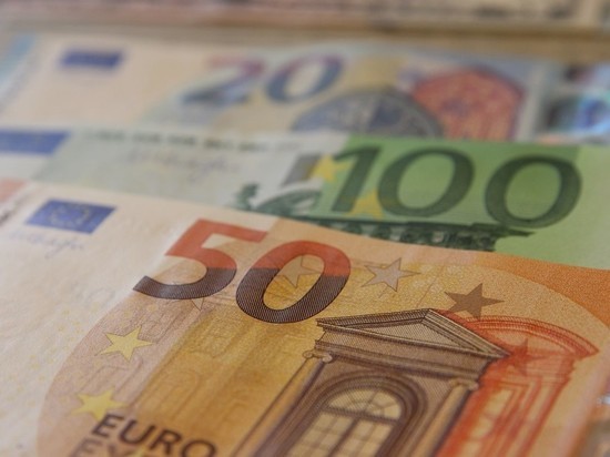 Болгария откладывает переход на евро из-за коронавируса
