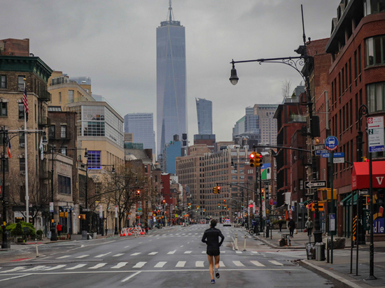 "Если человечество все-таки выживет": взгляд писателя из Нью-Йорка