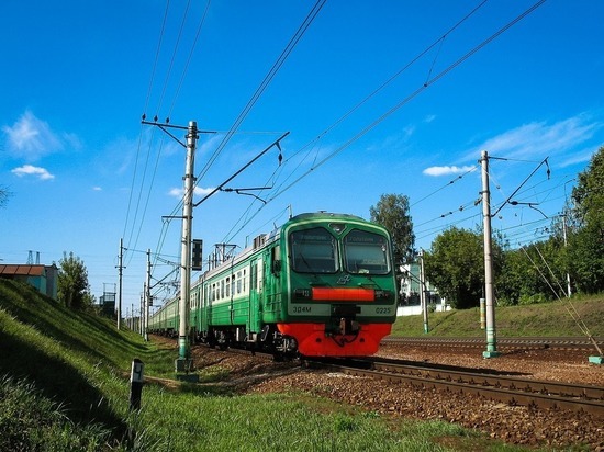 В Петербурге на пять дней отменили 147 электричек