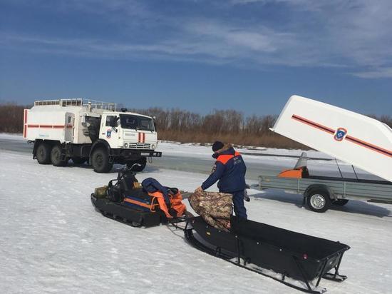 В Комсомольском районе подняли тело мужчины из провалившегося под лед автомобиля