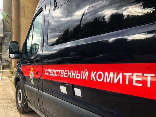 Недалеко от шоссе в Тверской области обнаружили тело неизвестного мужчины