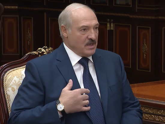 «Убивает людей»: Лукашенко раскритиковал массовую изоляцию из-за коронавируса