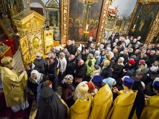 Посмотреть онлайн-богослужения из Псково-Печерского монастыря можно будет в течение недели