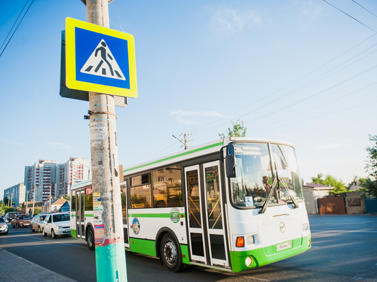 В Астрахани на время карантина сделают бесплатным проезд в автобусах