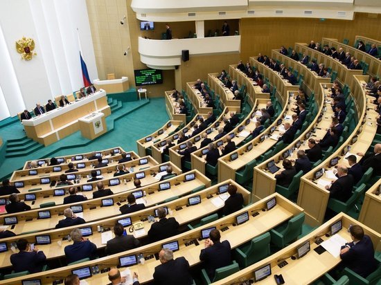 Парламент одобрил расширение полномочий правительства