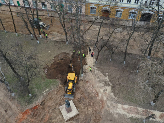 В Серпухове продолжается масштабная реконструкция площади Ленина