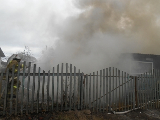 В Вязьме из-за неосторожности 79-летней женщины сгорел жилой дом