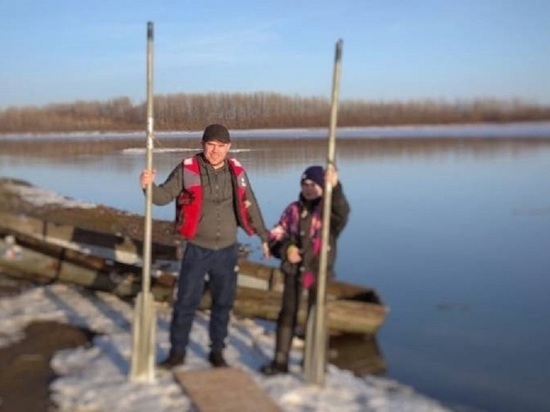 Бийского школьника унесло на льдине