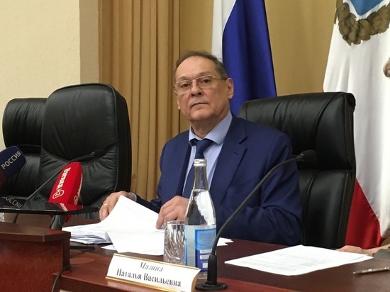 Председатель саратовского правительства пояснил журналистам тонкости введения спецпропусков