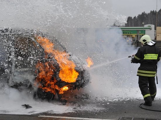 Поджог или неисправность? В Ивановской области сгорел очередной автомобиль