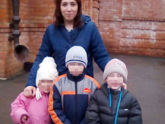 Жительница Ростова пытается получить паспорт РФ, чтобы вернуть детей из приемной семьи