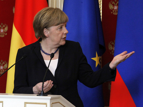 Меркель вышла с карантина