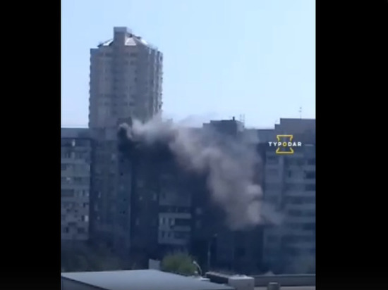 Из дома на Проспекте Чекистов в Краснодаре эвакуировали 20 человек из-за пожара