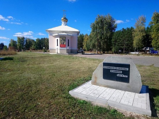 «Помянем дома»: мэрия Барнаула просит горожан воздержаться от посещения кладбищ