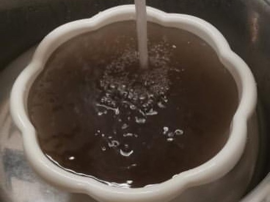 Жители Горного в Забайкалье пожаловались на «черную» воду