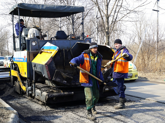 Начинается ямочный ремонт хабаровских дорог