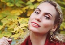 Дочь погибшего журналиста Сергея Доренко Екатерина попала в больницу после потасовки с соседкой, которая якобы ударила ее горящей палкой по лицу