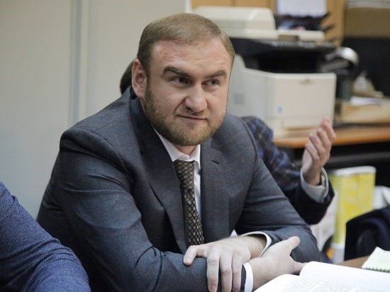 Арашукову предъявили обвинения по трем новым эпизодам