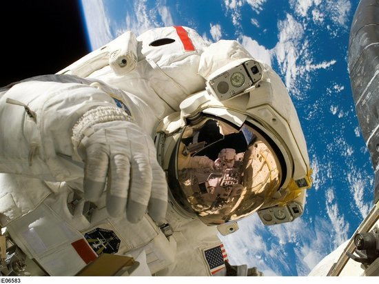 Космонавты рассказали волгоградцам, как справиться с изоляцией