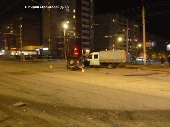 В Кирове в аварии пострадали мужчина и ребенок