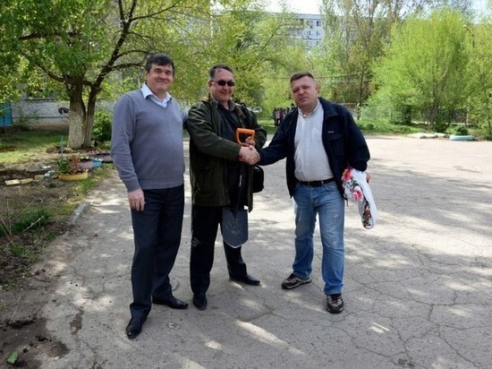 «Изъяли полпузырька технического спирта»: астраханского блогера подозревают в поджоге