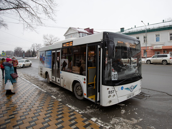 На улицы Южно-Сахалинска вовзвращаются автобусы