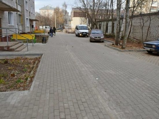 Субботники в кировских дворах проведут УК