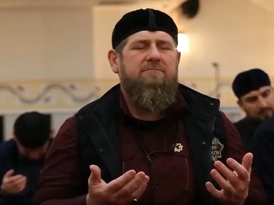 Кадыров пожелал райские сады умершему с признаками Covid-19 муфтию Ингушетии
