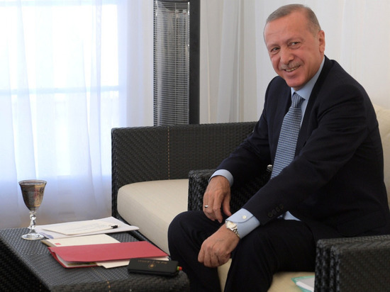 Эрдоган отказался принимать отставку министра внутренних дел
