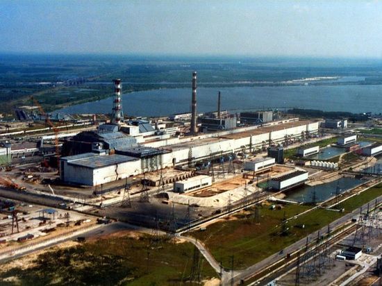 Пожар в Чернобыльской зоне подобрался к АЭС
