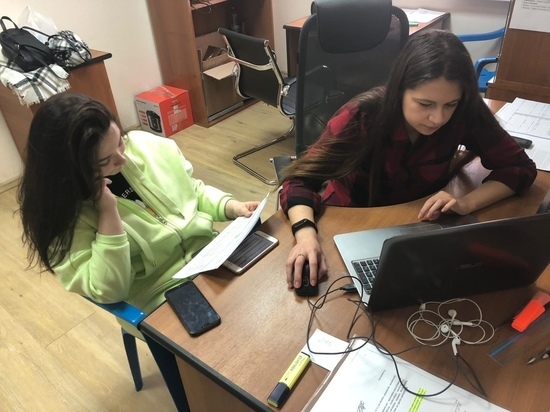 Югорские студенты работают в штабе Гуманитарного добровольческого корпуса