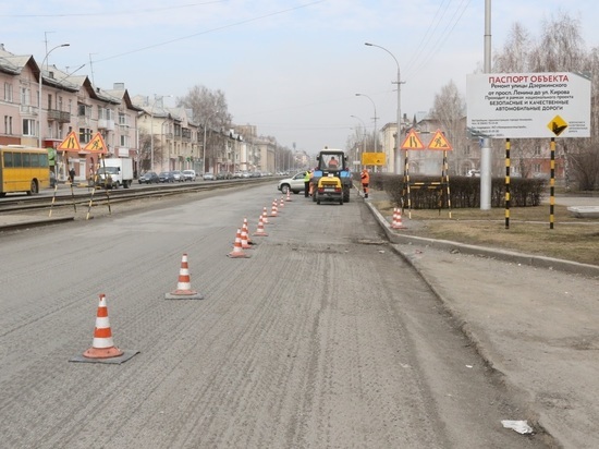 На улице Дзержинского в Кемерове заложили 324 тонны нового асфальта