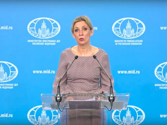 Газета сообщила, что вспышка коронавируса в США связана с кампанией, направленной на развал американского здравоохранения, за которой якобы стоит Путин.