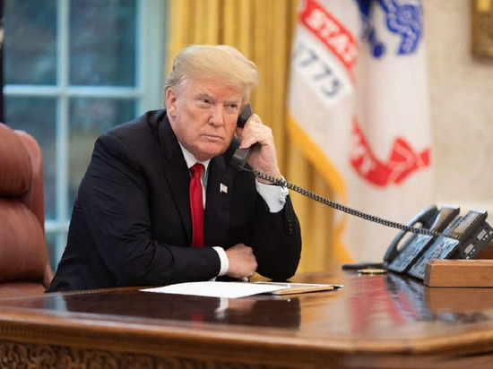 Трамп собрался отправить конгресс на принудительные каникулы из-за "обструкции"