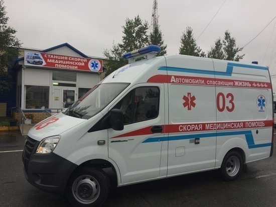 Были на вызове в соседнем доме: врачи «скорой» Ноябрьска спасли мужчину с остановкой сердца