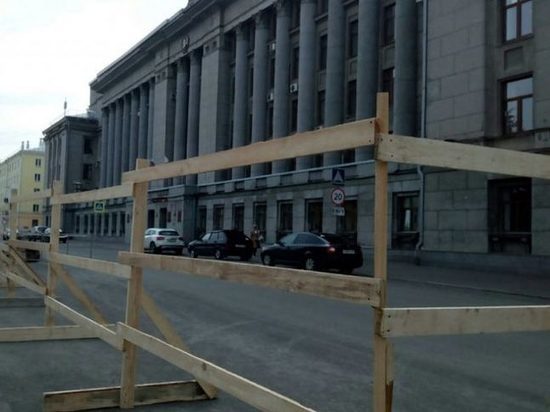 Проезд к зданию кировского правительства перекрыли до 31 октября