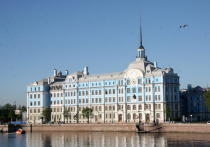 На этой неделе Минобороны сообщило о заражении группы нахимовцев, прибывших в Москву для тренировки к параду