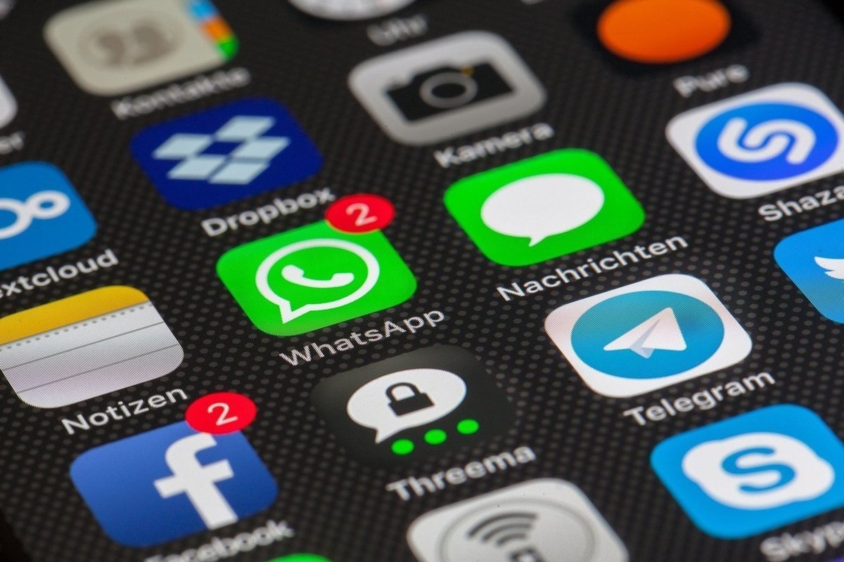 Минкомсвязь через telegram поможет россиянам за границей получить помощь