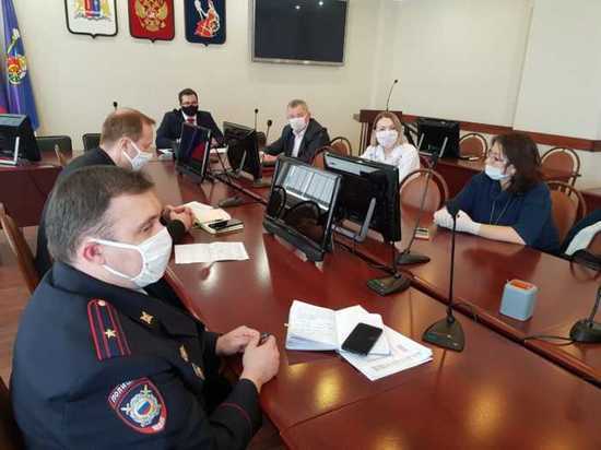 В мэрии Иванова прошла встреча главы города и представителей торговли