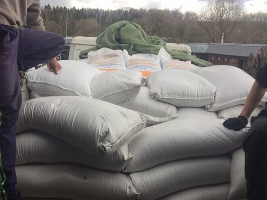 Более 7 тонн корма направил Серпухов для поддержки парка птиц «Воробьи»