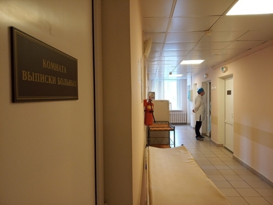 Терпию Ваныкинской больницы закрыли на карантин из-за коронавируса