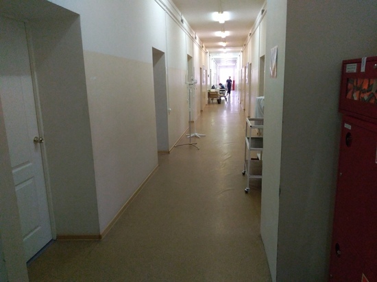 В Саратовской области восемь больниц отдали для размещения коронавирусных больных