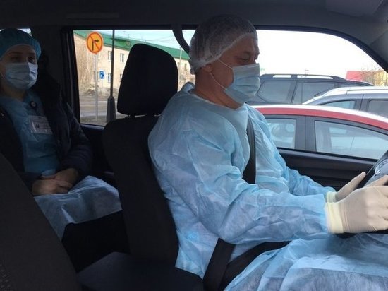 В Салехарде врачей к пациентам на дом возят автомобили Заксобрания ЯНАО